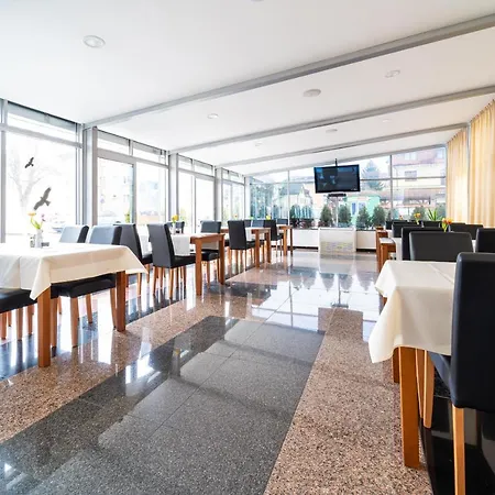 Artin Hotel 3*